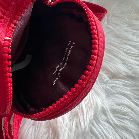 SOLD-Lululemon red crossbody bag small - Picture 2 of 5